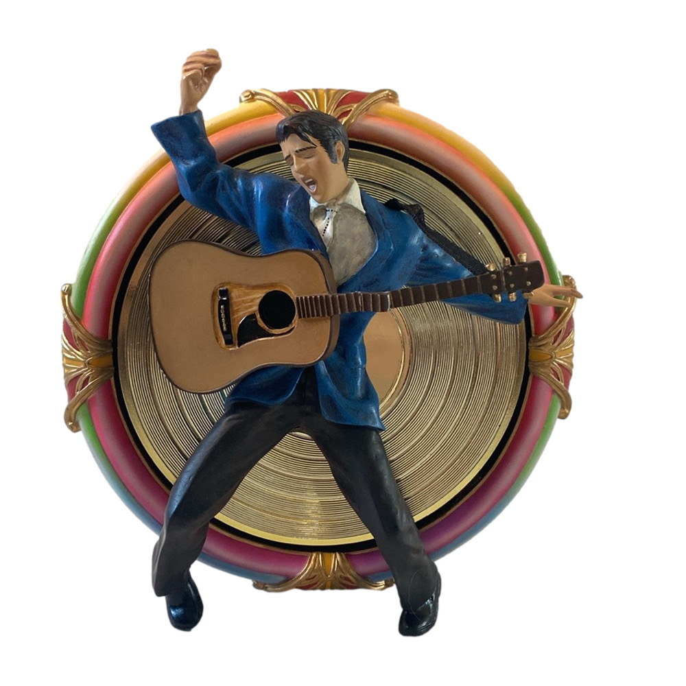 Bradford Exchange Elvis the King of Rock n Roll Hound Dog Hanging Plate